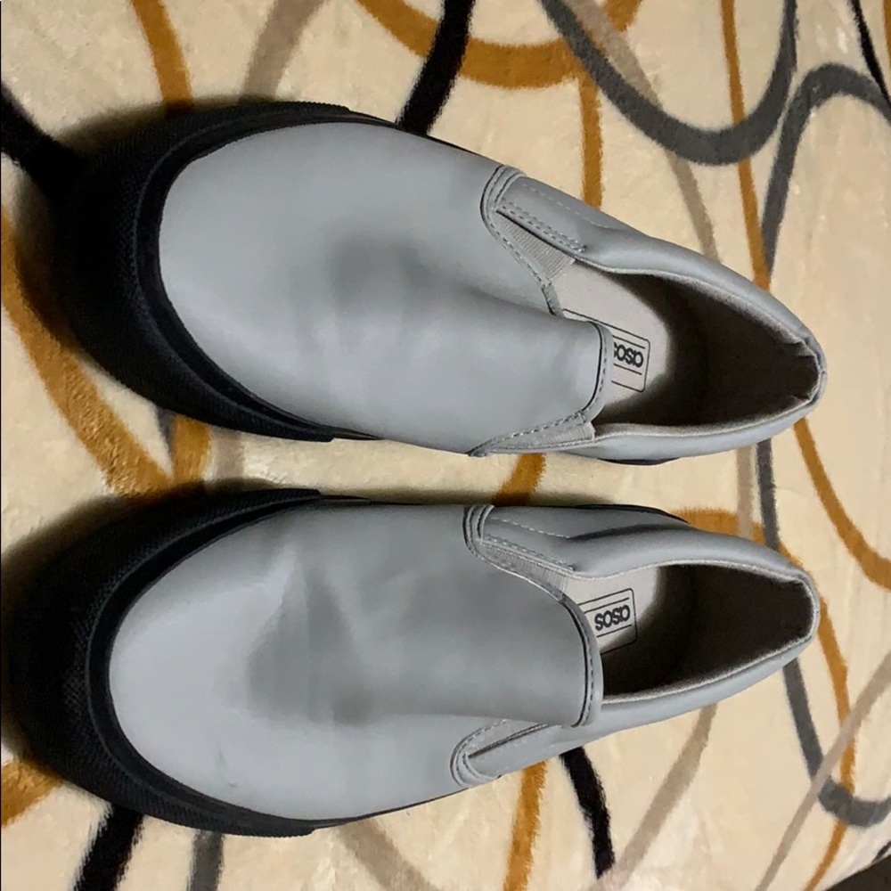Men slip ons